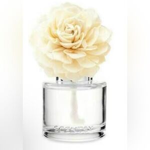 Scentsy Fragrance Flower Oil Diffuser